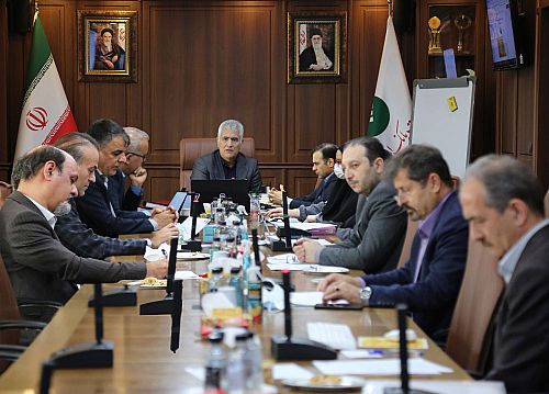برگزاری اولین جلسه ستاد اربعین پست بانک ایران به ریاست مدیر‌عامل و تصویب برنامه‌های بانک برای راهپیمایی اربعین 